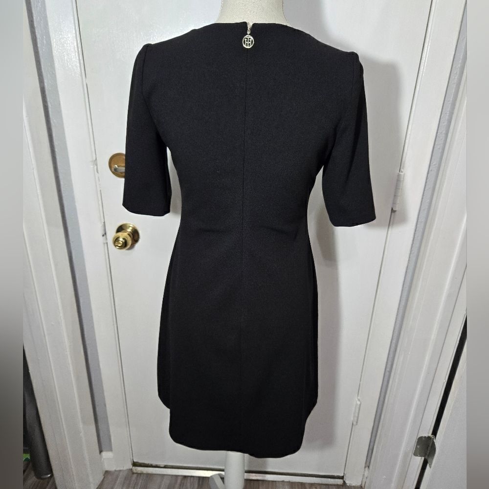 Tommy Hilfiger black sheath dress sz 2 gold button Sleeve Detail - Picture 2 of 10